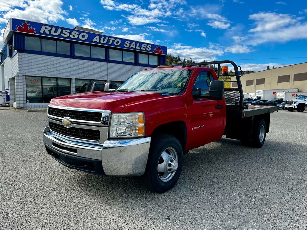 2008 Chevrolet Silverado 3500HD Chassis LT RWD