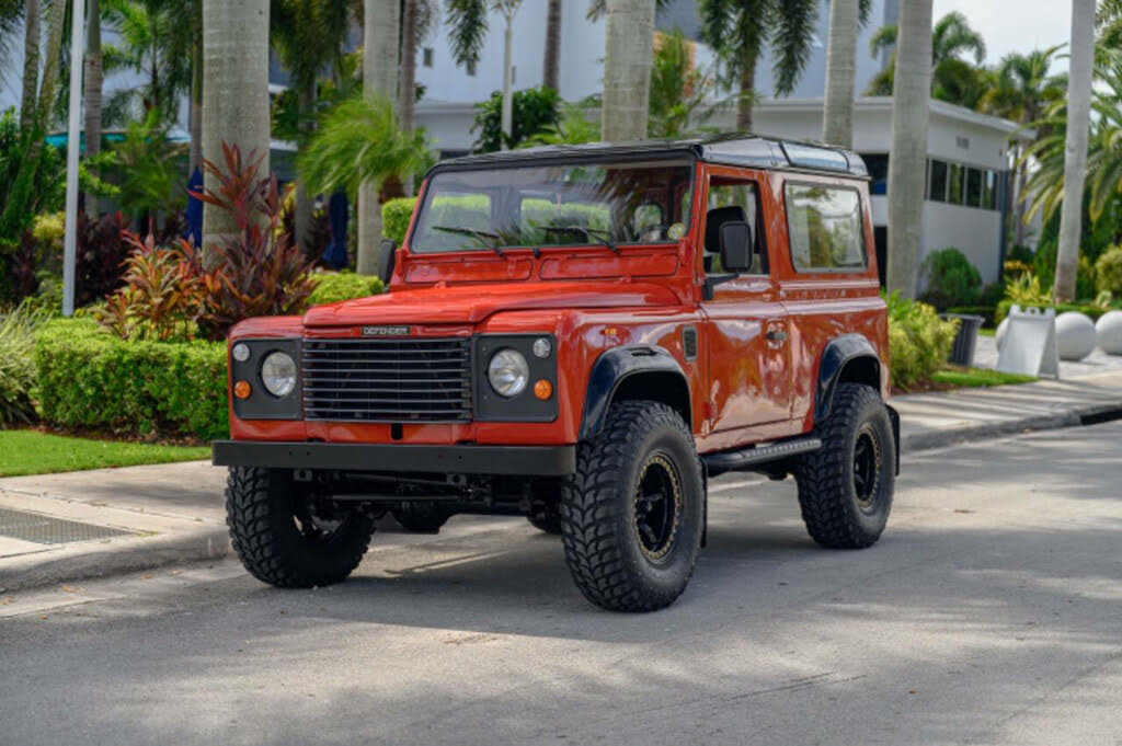 1986_land_rover_defender-pic-