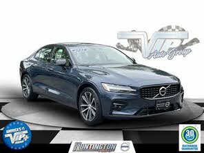 Volvo S60 B5 Momentum FWD