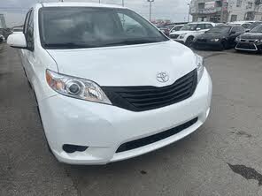 Toyota Sienna LE 8-Passenger FWD