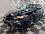 Toyota Camry SE FWD