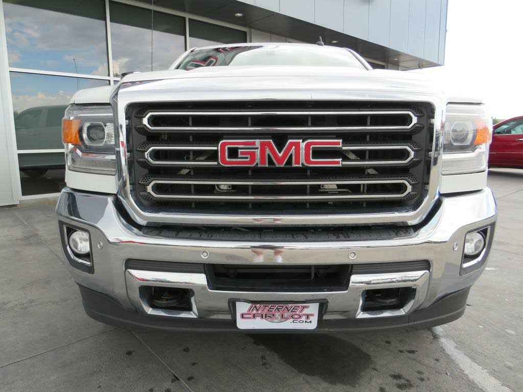 2015 GMC Sierra 3500HD SLT Crew Cab 4WD