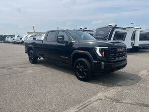 GMC Sierra 3500HD AT4 Crew Cab 4WD