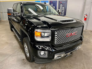 GMC Sierra 3500HD Denali Crew Cab 4WD