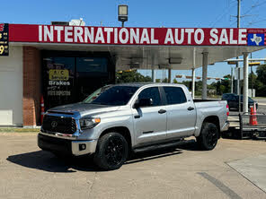 Toyota Tundra SR5 CrewMax RWD