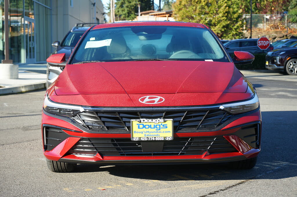 2025 Hyundai Elantra SEL Convenience FWD