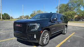 GMC Yukon XL Denali 4WD