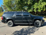 Chevrolet Suburban 2500 LT 4WD