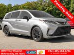 Toyota Sienna Woodland Edition 7-Passenger AWD