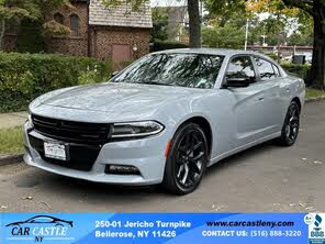 Dodge Charger SXT RWD