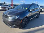 Chrysler Pacifica Launch Edition AWD