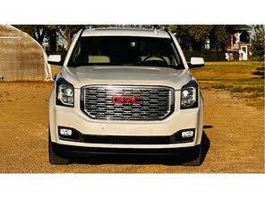 GMC Yukon Denali 4WD