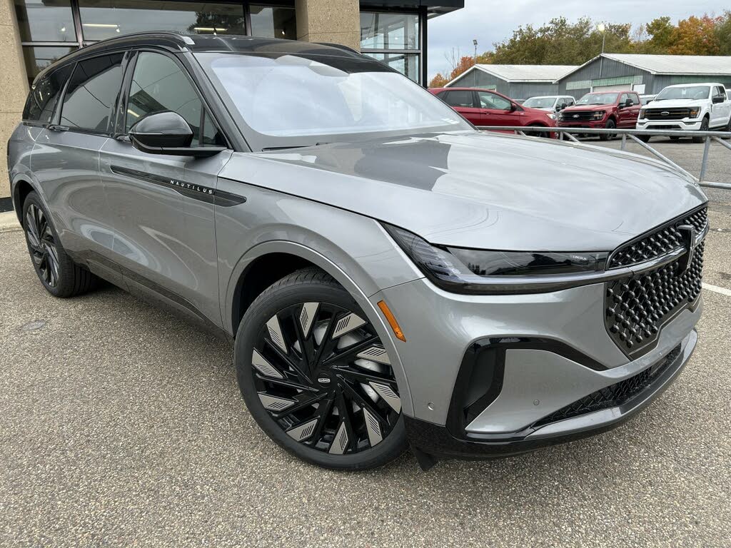 2024 Lincoln Nautilus Reserve AWD