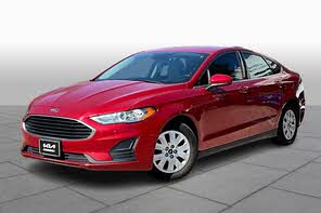 Ford Fusion S FWD