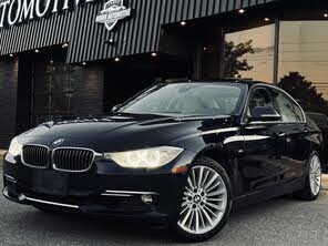 BMW 3 Series 328i Sedan RWD