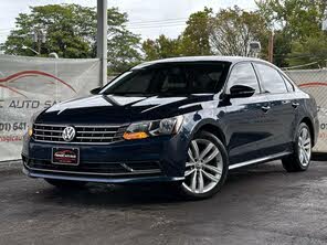 Volkswagen Passat 2.0T Wolfsburg FWD