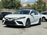 Toyota Camry SE FWD