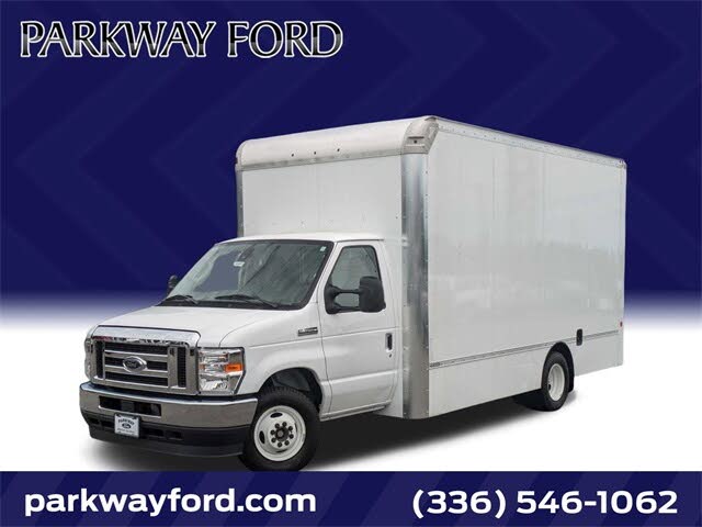 2024 Ford E-Series Chassis E-350 SD Cutaway SB RWD