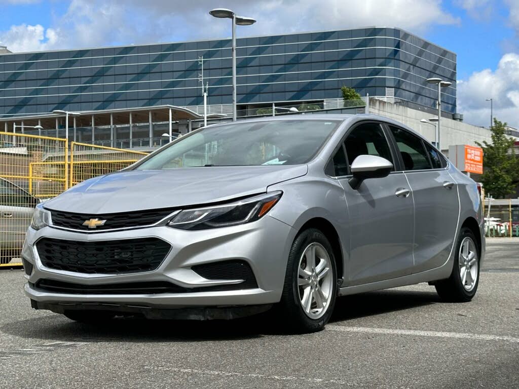 2018 Chevrolet Cruze LT Sedan FWD