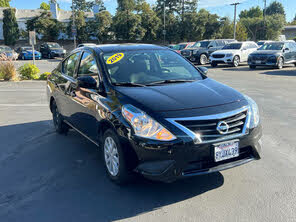 Nissan Versa S Plus FWD