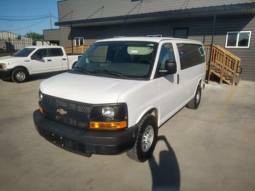 2015 Chevrolet Express 2500 LS RWD