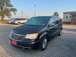 Chrysler Town & Country Touring-L FWD