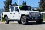 Jeep Gladiator Overland Crew Cab 4WD