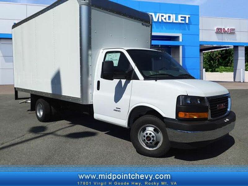 2024 GMC Savana Chassis 4500 177 Cutaway RWD