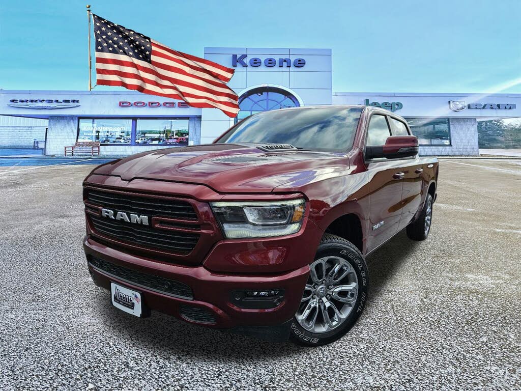 2024 RAM 1500 Laramie Crew Cab 4WD