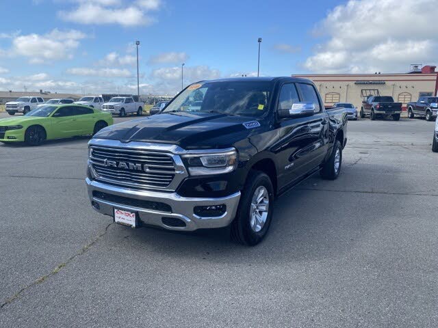 2023 RAM 1500 Laramie Crew Cab 4WD