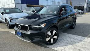 Volvo XC40 T5 Momentum AWD