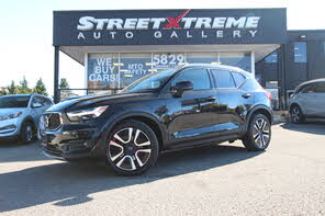 Volvo XC40 T5 Momentum AWD