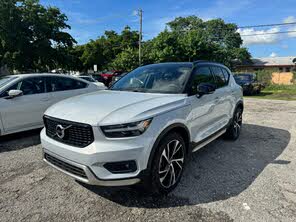 Volvo XC40 T4 R-Design FWD