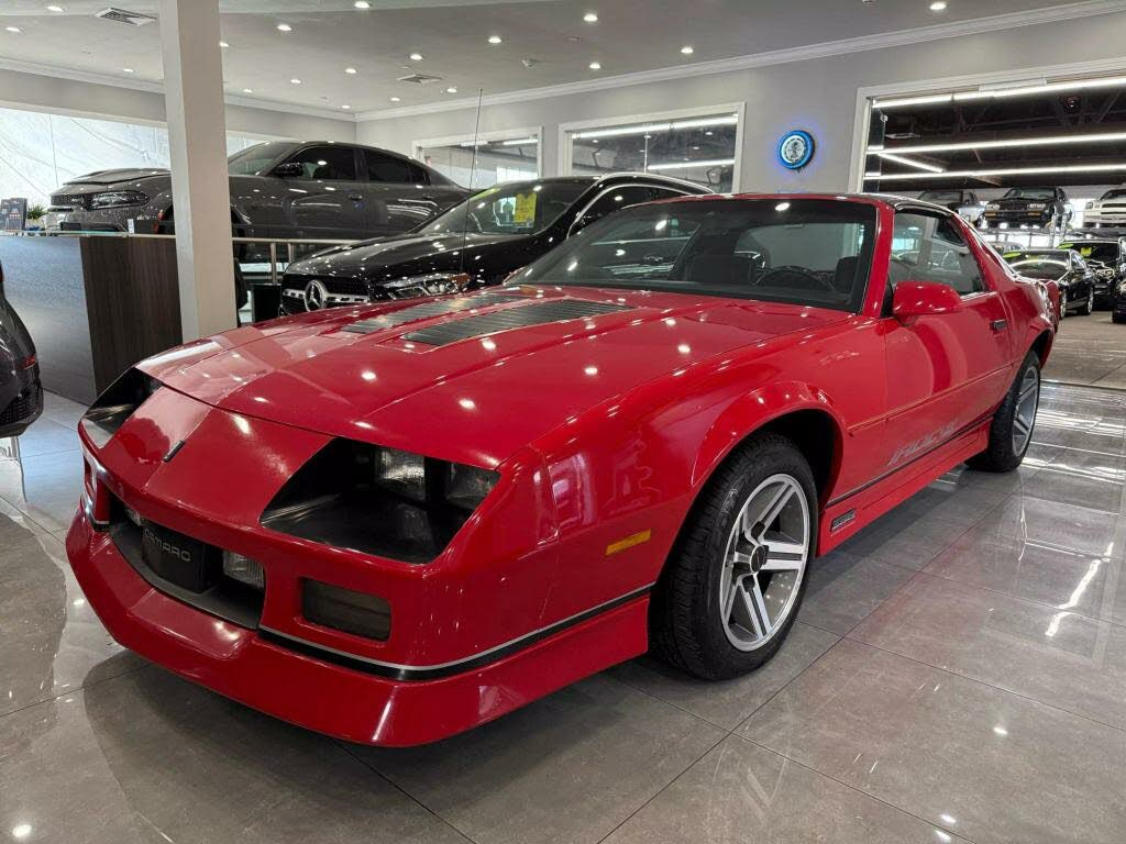 1987 Chevrolet Camaro Z28 Coupe RWD