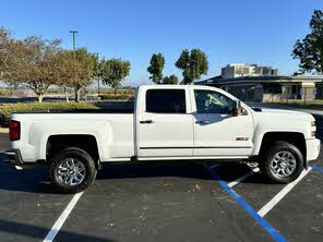 Chevrolet Silverado 2500HD LTZ Crew Cab 4WD