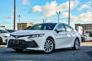 Toyota Camry Hybrid LE FWD