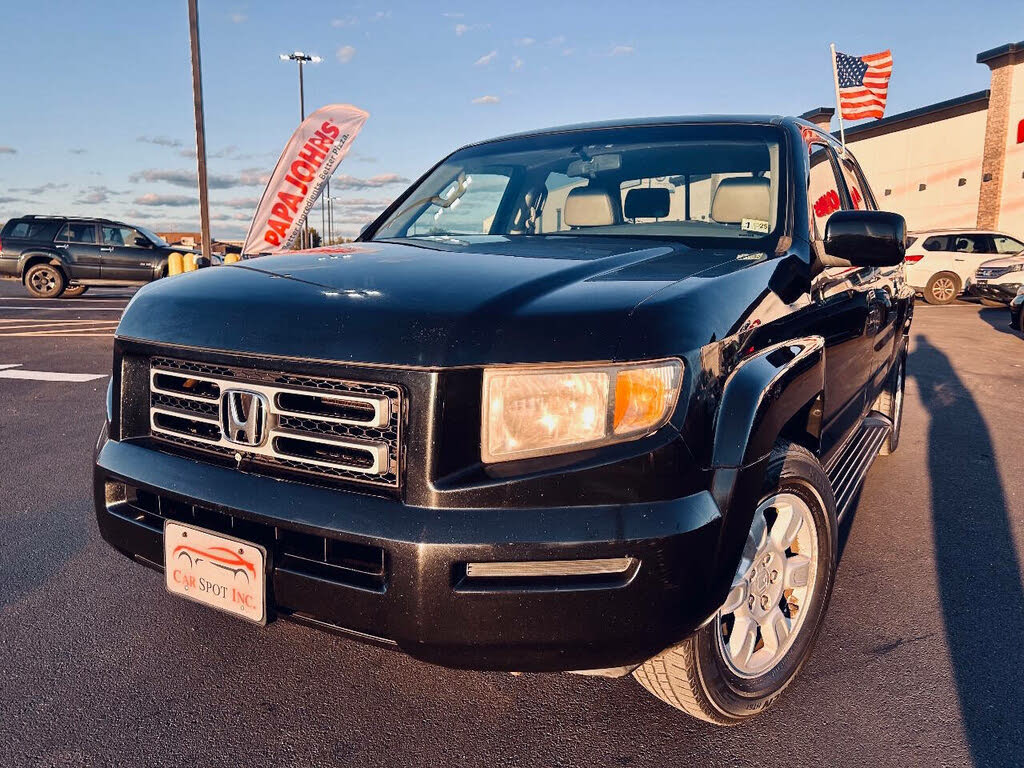 2006 Honda Ridgeline RTL with Moonroof, XM and Navi