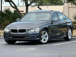 BMW 3 Series 330i Sedan RWD