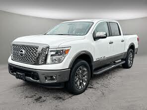 Nissan Titan Platinum Reserve Crew Cab 4WD