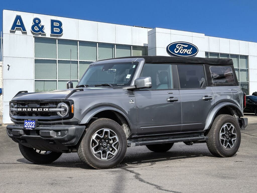 2022 Ford Bronco Outer Banks 4-Door 4WD