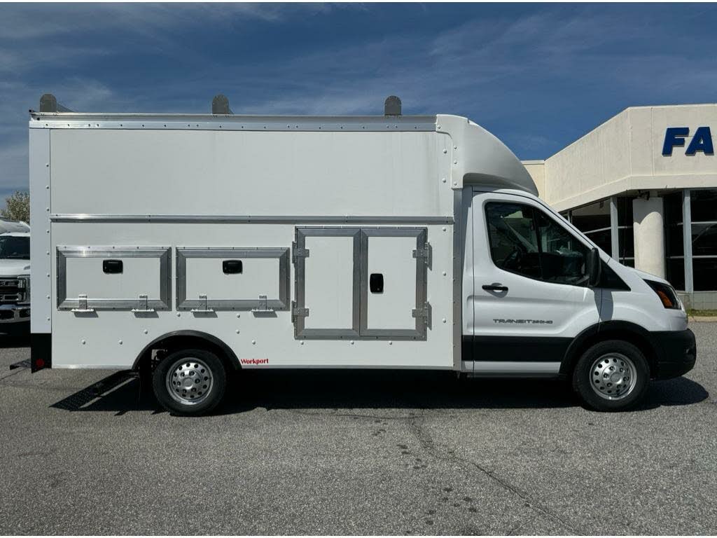 2023 Ford Transit Chassis 350 HD 178 Cutaway RWD