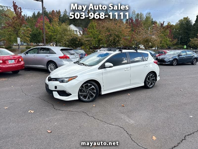 2016 Scion iM Base
