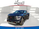 Nissan Titan Platinum Reserve Crew Cab 4WD