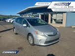 Toyota Prius v FWD