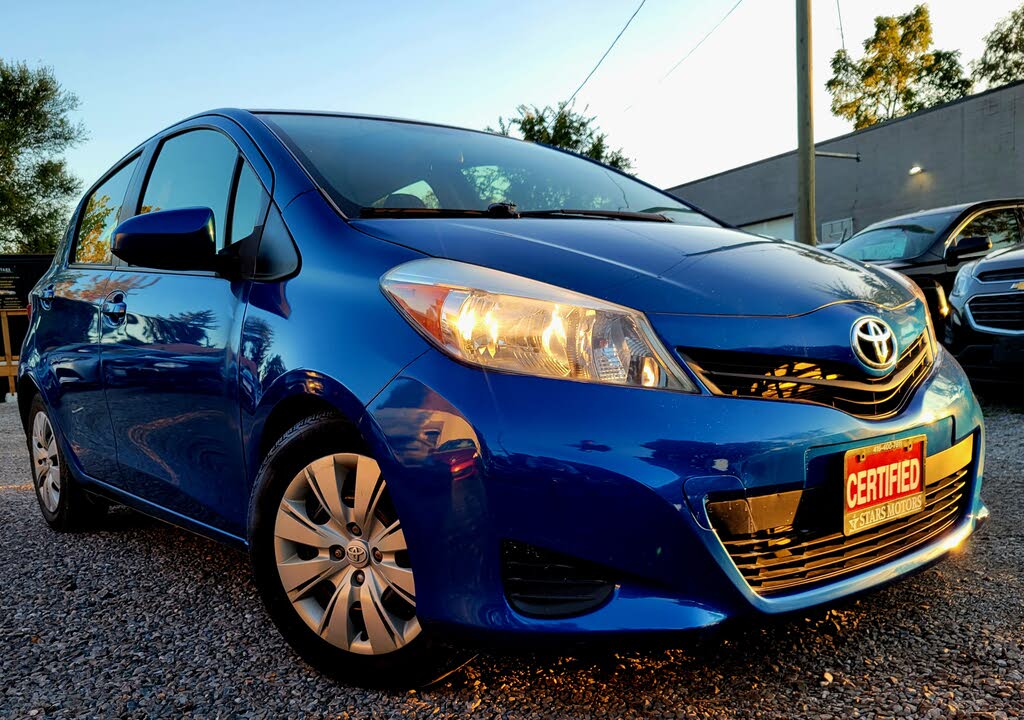 2013 Toyota Yaris LE