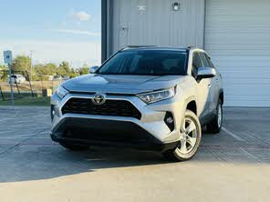 Toyota RAV4 XLE FWD