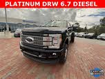 Ford F-350 Super Duty Platinum Crew Cab LB DRW 4WD