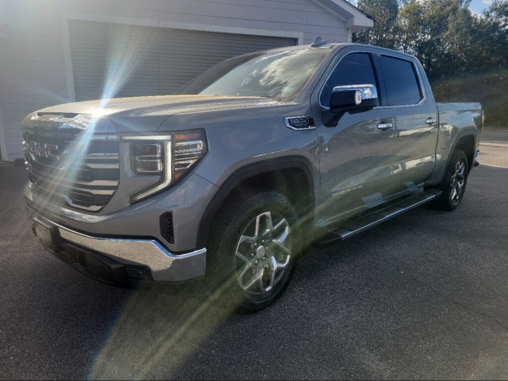 2023 GMC Sierra 1500 SLT Crew Cab 4WD