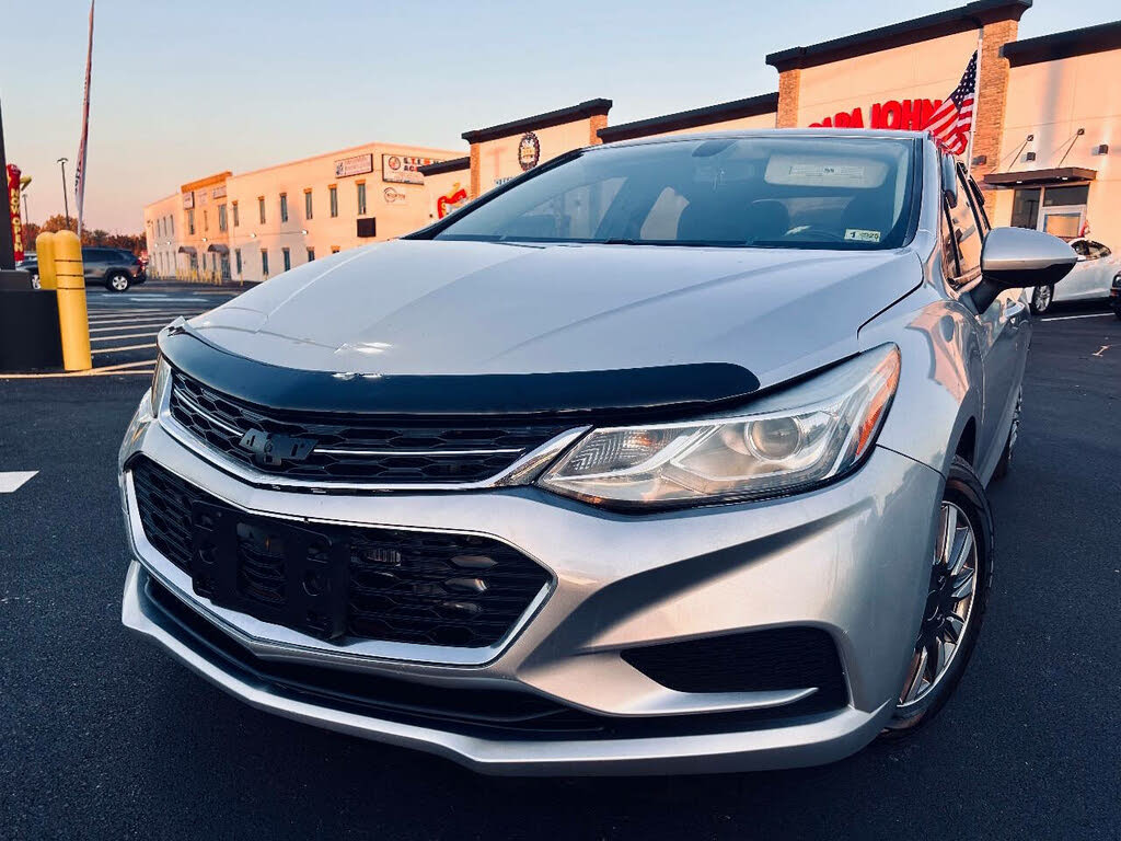 2016 Chevrolet Cruze LS Sedan FWD