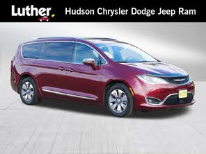 Chrysler Pacifica Hybrid Limited 35th Anniversary FWD